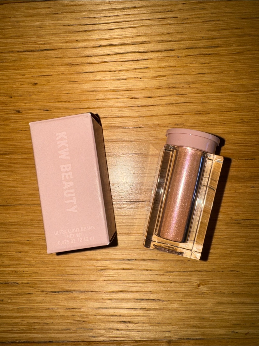 KKW Beauty Ultra Light Beams Highlighter in Peach